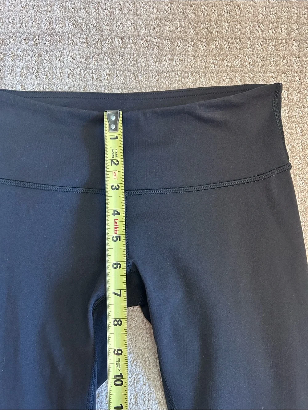 Lululemon Black Crop Low Waisted Leggings Yoga Pants Size 6